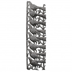 Vertical 8 Birds